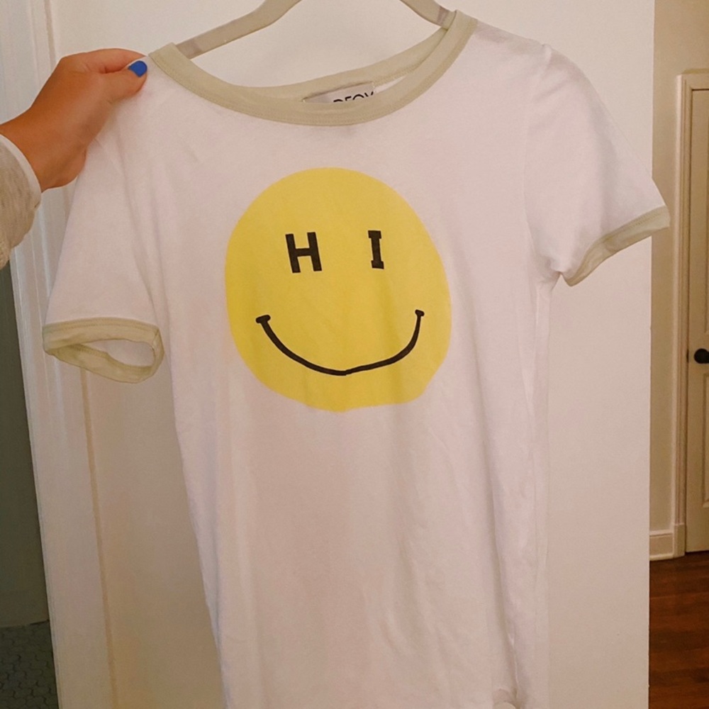 WILDFOX SMILEY TEE NEW